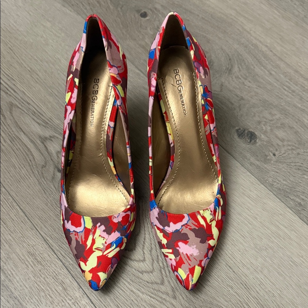 BCBGMaxAzria Multicolor Abstract Heels